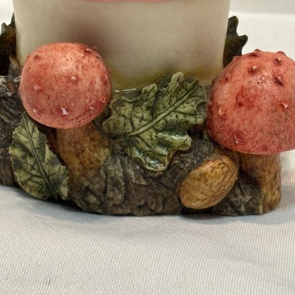 Harmony Garden Mushroom Royal Watch  1998 vintage figurine Lord Byron - Picture 2 of 14